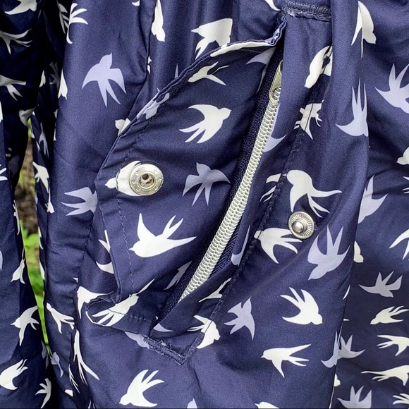 MAKE OFFER ☔️☔️Parka in a Pocket☔️rain jacket☔️☔️ - Picture 6 of 6